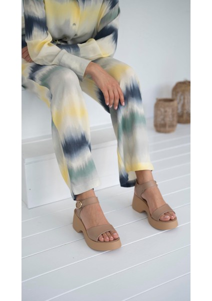 Parma Ten Hakiki Deri Kadın Sandalet