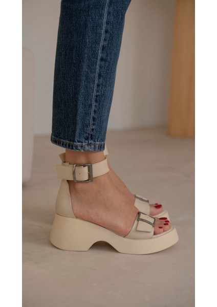 Magali Bej Sandalet indirimleri