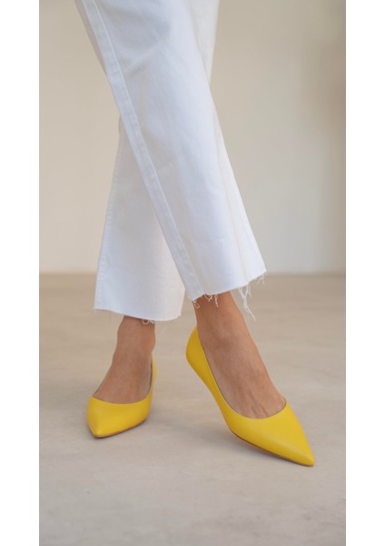 Aroya Sarı Hakiki Deri Topuklu Ayakkabı modelleri