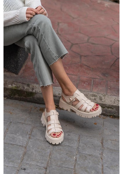 Hilary Ekru Deri Sandalet