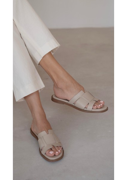 Okafor Bej Hakiki Deri Kadın Terlik