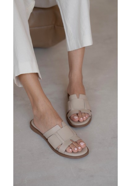 Okafor Bej Hakiki Deri Kadın Terlik