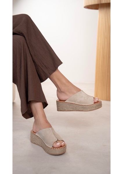 Ebue Bej Süet Hakiki Deri Terlik