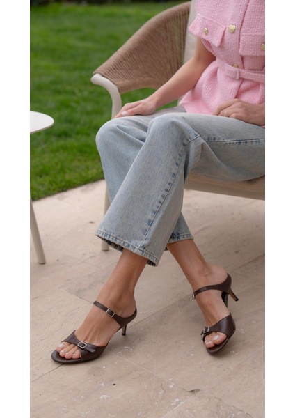 Kelvin Kahve Hakiki Deri Topuklu Ayakkabı