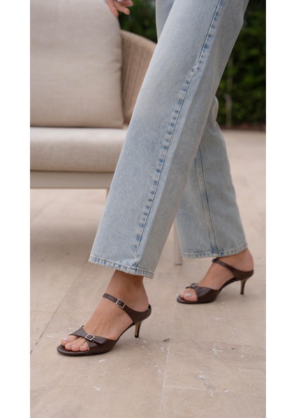 Kelvin Kahve Hakiki Deri Topuklu Ayakkabı fırsatları