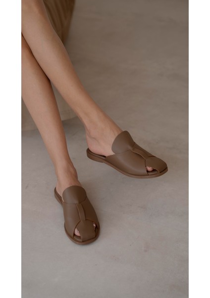 Bayern Kahve Hakiki Deri Terlik