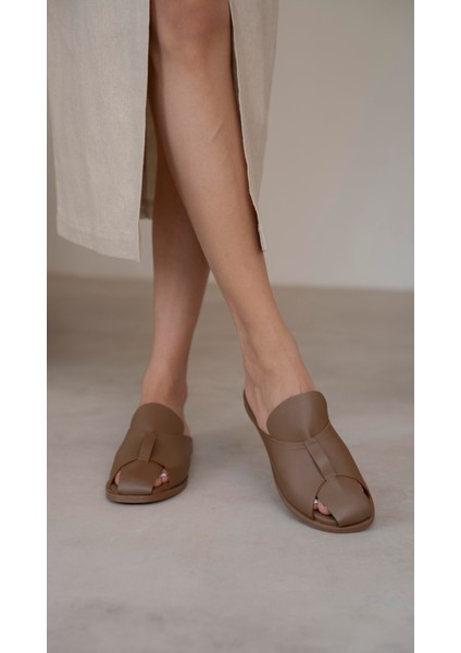 Bayern Kahve Hakiki Deri Terlik fiyatları