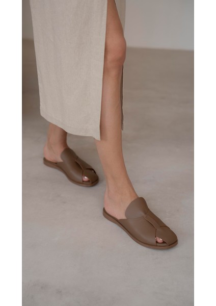 Bayern Kahve Hakiki Deri Terlik modelleri