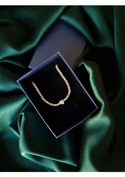 Gold Renk Kalp Detaylı Su Yolu Zirkon Taşlı Bileklik fiyatları