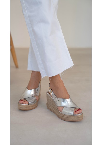 Jordy Lame Hakiki Deri Sandalet fiyatları