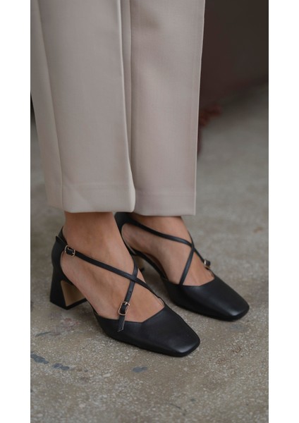 Gorter Siyah Hakiki Deri Topuklu Ayakkabı modelleri