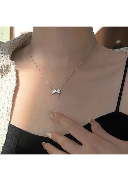 BINRONG0430 Gümüş Kelebek Şeklinde Zirkon Taşlı Kolye (Yurt Dışından) fiyatları