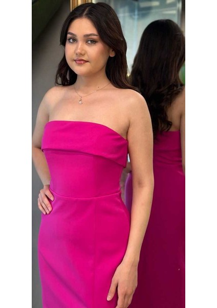 Fuşya Straplez Yaka Yırtmaçlı Düz Kesim Krep Midi Abiye Elbise 7692 fiyatları