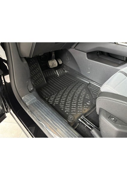 Opel Grandland MHEV Hybrit 2025 ve Sonrası 3D Havuzlu Paspas Siyah modelleri