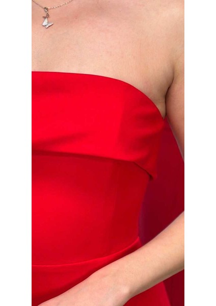 Kırmızı Straplez Yaka Yırtmaçlı Düz Kesim Krep Midi Abiye Elbise 7692 fırsatları