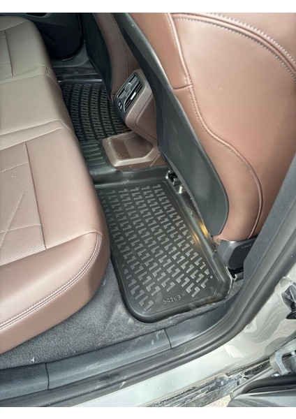 Bmw İX1 U11 2024 + 3D Havuzlu Paspas Siyah fırsatları