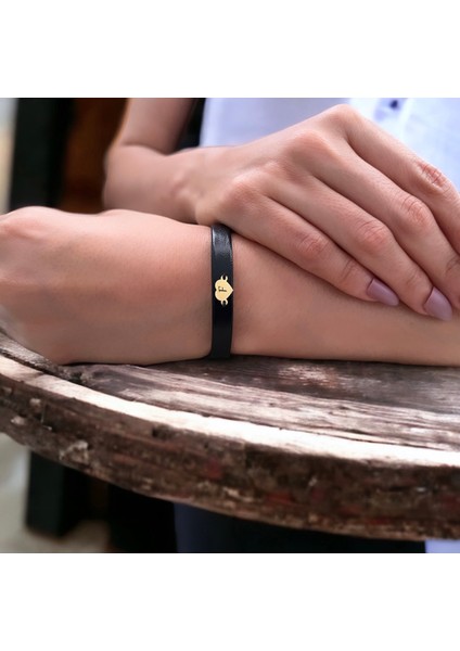 14 Ayar Altın Plakalı F Harfine Özel Kalp Figürlü Hakiki Siyah Derili Hediye BILEKLIK-542HARF fiyatları