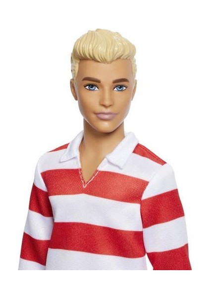 Fashionistas Ken Bebek Sarışın Kırmızı Beyaz Çizgili Tişört ve Pembe Şort ile 3+ Yaş fırsatları