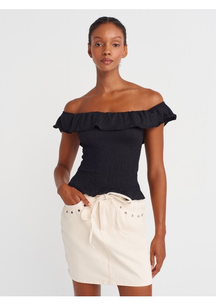 31902 Omuzları Açık Fırfırlı Top-Siyah modelleri