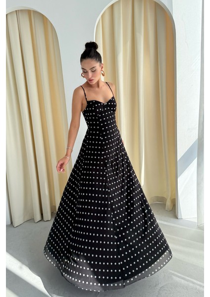 Siyah Puantiyeli Göğüs Kulplu Elbise fiyatları