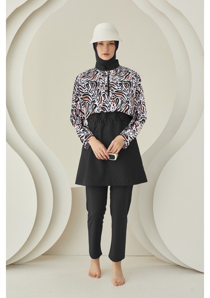 Siyah Yarım Fermuarlı Tesettür Mayo