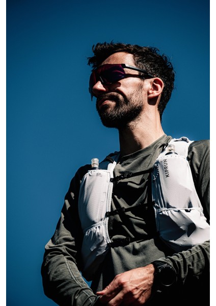 Kiprun Yetişkin Arazi Koşusu Çantası - 8 L - Gri - Kiprun modelleri