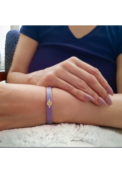 14 Ayar Altın Plakalı O Harfine Özel Doğal Mor Derili Yuvarlak Figürlü Hediye BILEKLIK-546HARF fiyatları