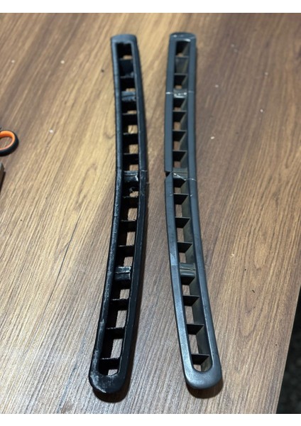 Kia Sephia Ön Cam Havalandırma Izgarası (2 Adet)