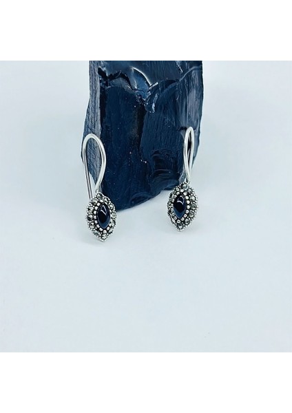 Zirkon ve Oltu Taşı Işçilikli 925 Ayar Gümüş Küpe fırsatları