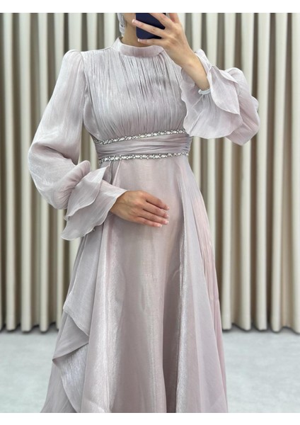 Janjan Kumaş Beli Taşlı Dört Mevsim Hakim Yaka Tesettür Abiye Elbise fiyatları