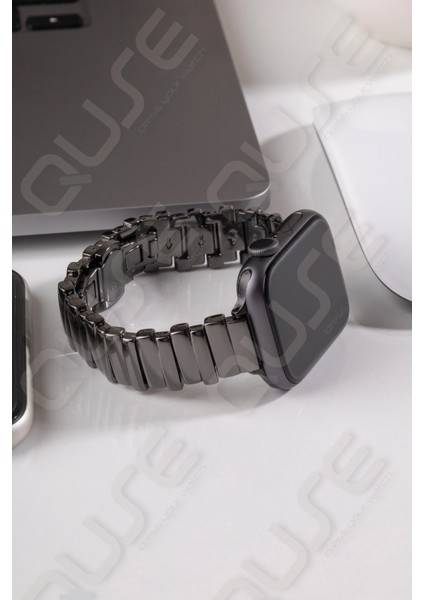 Armis Serisi Paslanmaz Çelik Kordon, Apple Watch Series SE/11/10/9/8/7/6/5/4/3 ile Uyumlu, 42MM/41MM/40MM/38MM, Siyah modelleri