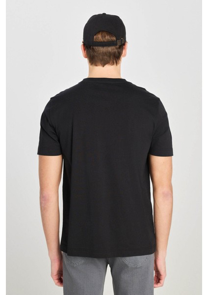 Regular Fit Grafik Bas Siyah Erkek Kısa Kol T-Shirt fiyatları