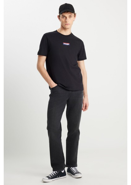 Regular Fit Small Logo Siyah Erkek Kısa Kol T-Shirt modelleri