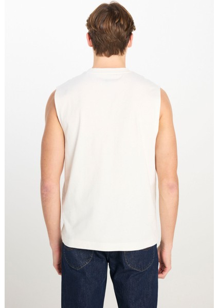 Relaxed Fit Baskılı At Beyaz Erkek Kısa Kol T-Shirt fiyatları