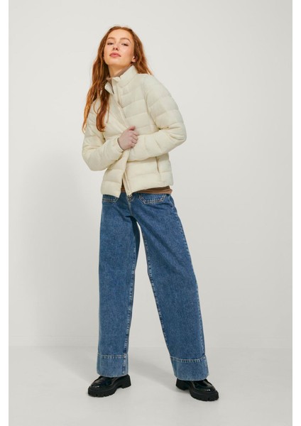 JXNORA LIGHTWEIGHT JACKET Beyaz Kadın Mont modelleri