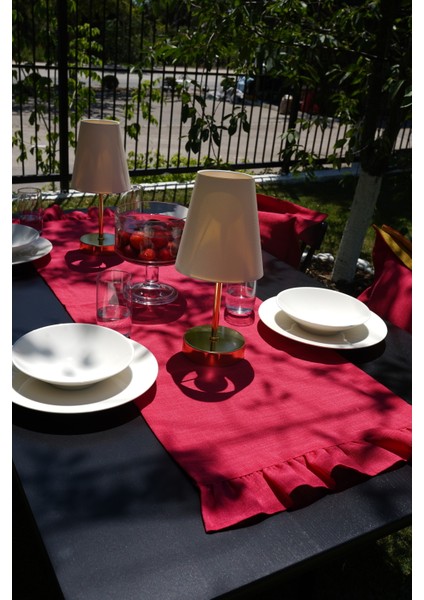 Capri Fırfırlı Runner