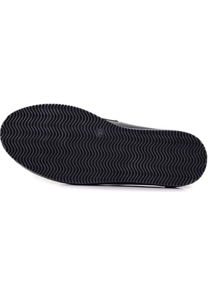 Siyah Erkek Çocuk Günlük Ayakkabı 612.3050 fırsatları