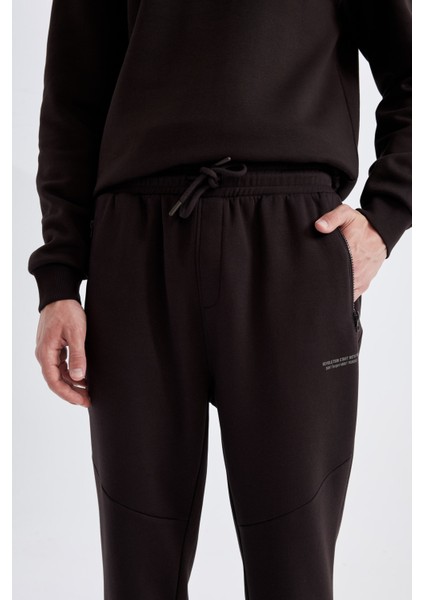 Regular Fit Jogger Eşofman Altı Fermuar Cepli Lastikli Paça Y5511AZ24AU fırsatları