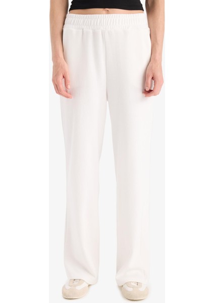 Straight Fit Geniş Bol Paça Basic Düz Cepli Eşofman Altı D3759AX25AU fırsatları