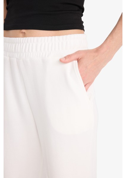 Straight Fit Geniş Bol Paça Basic Düz Cepli Eşofman Altı D3759AX25AU indirimleri