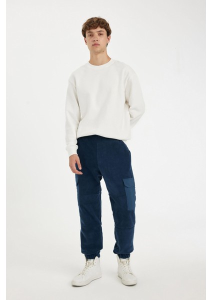 Regular Fit Polar Eşofman Altı Beli Paçası Lastikli Kargo Cepli A7040AX24AU fırsatları