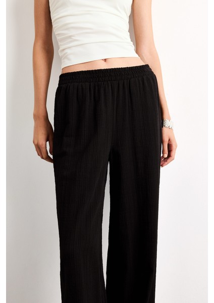 Wide Leg Geniş Paça Cepli Yüksek Lastikli Bel Siyah Palazzo Pantolon A9129AX25SM