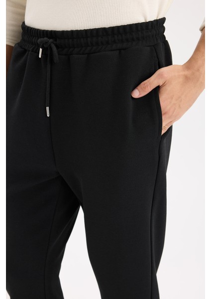 Siyah Eşofman Altı Twill Slim Fit Dar Kesim Beli Bağcıklı Cepli Düz Paça D9708AX24AU indirimleri