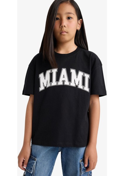 Kız Çocuk Relax Fit Bisiklet Yaka Baskılı Kısa Kollu Tişört E6492A825AU indirimleri