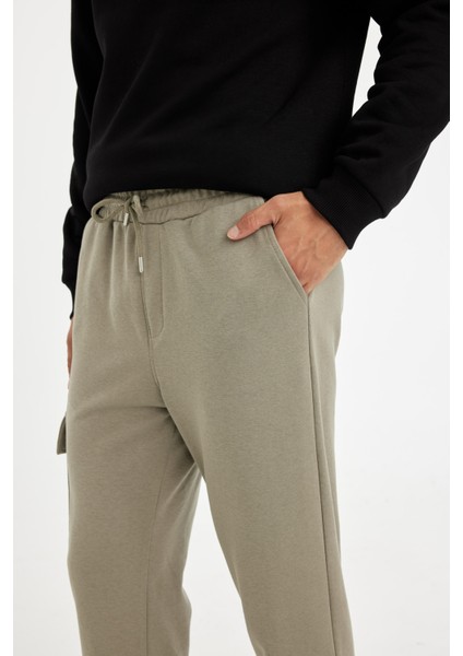 Eşofman Altı Slim Fit Dar Kesim Kargo Cepli Düz Paça D6090AX24AU