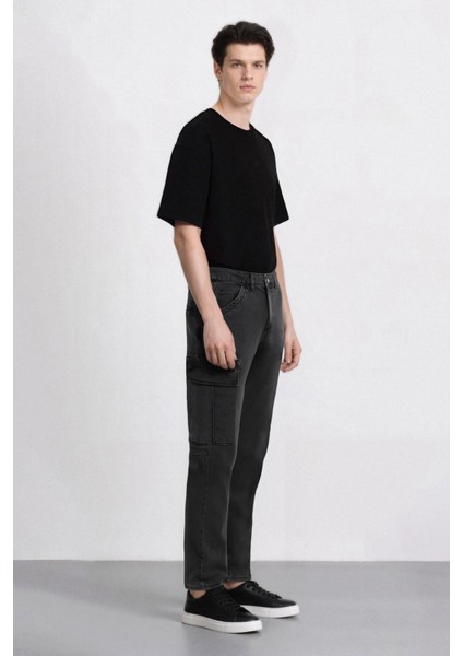 %100 Pamuk Relax Fit Rahat Kesim Düz Paça Kargo Cepli Jean Pantolon F2372AX25SP modelleri