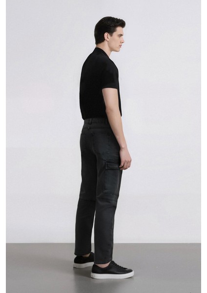 %100 Pamuk Relax Fit Rahat Kesim Düz Paça Kargo Cepli Jean Pantolon F2372AX25SP indirimleri