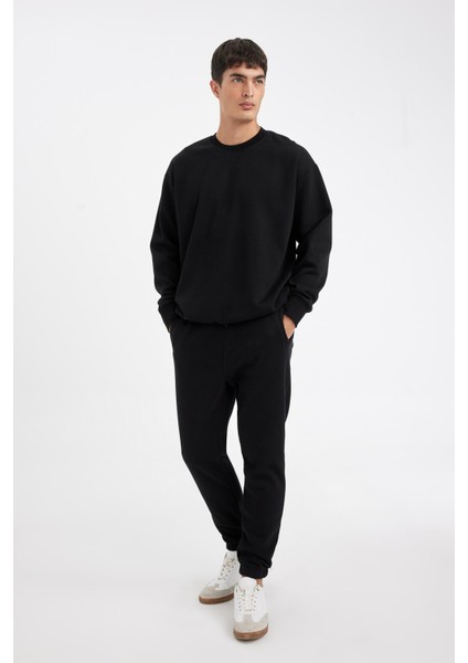 Jogger Eşofman Altı Standart Fit Basic Düz Beli Bağcıklı Lastikli Paça Cepli A6468AX24AU fırsatları