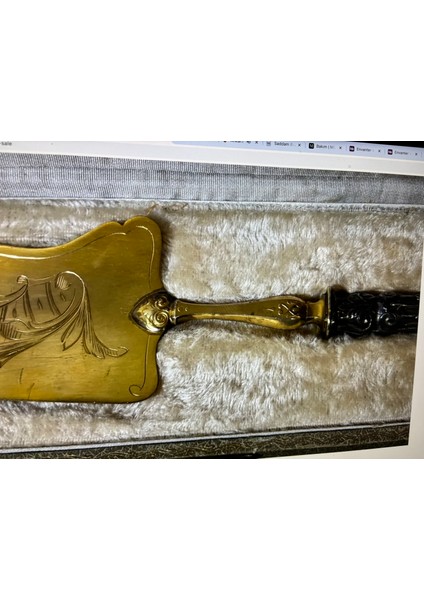 1960 Lar Fransız Altın ve Gümüş Kaplama Servis Spatulası - Spatula Boyu 30,5 cm