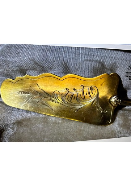1960 Lar Fransız Altın ve Gümüş Kaplama Servis Spatulası - Spatula Boyu 30,5 cm fiyatları